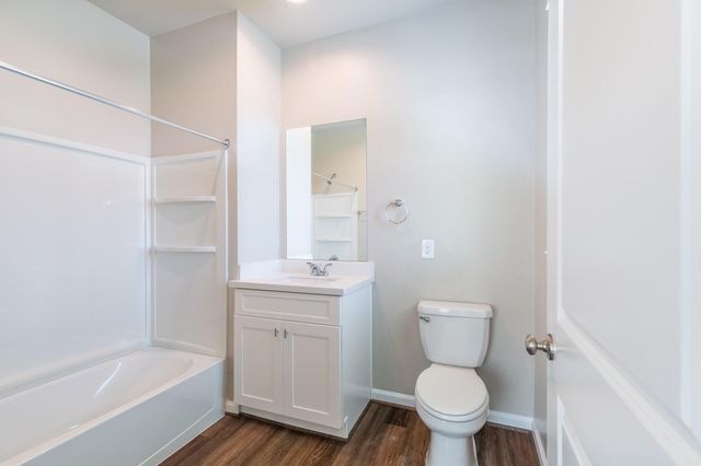 131 Park Place Circle B, Waller, TX 77484