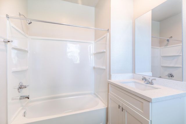 131 Park Place Circle B, Waller, TX 77484