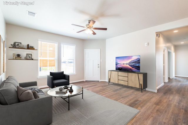 131 Park Place Circle B, Waller, TX 77484