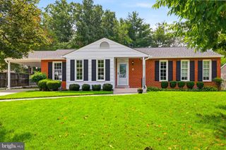 14833 CRANOKE ST, Centreville, VA 20120