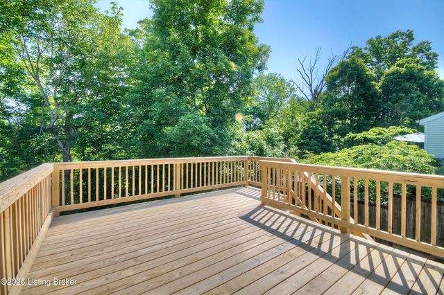 6174 Ridgewood Ct, Florence, KY 41042