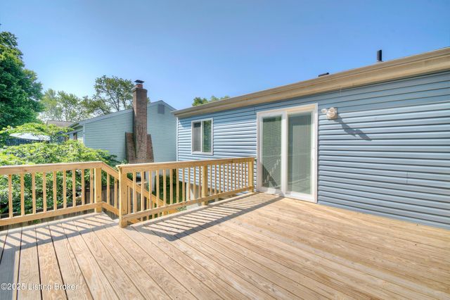 6174 Ridgewood Ct, Florence, KY 41042