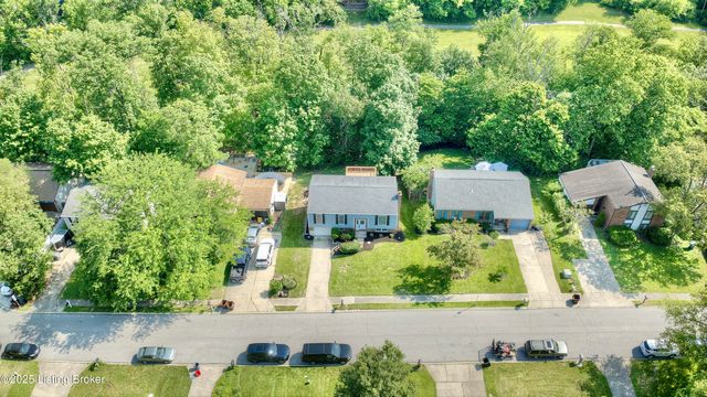 6174 Ridgewood Ct, Florence, KY 41042