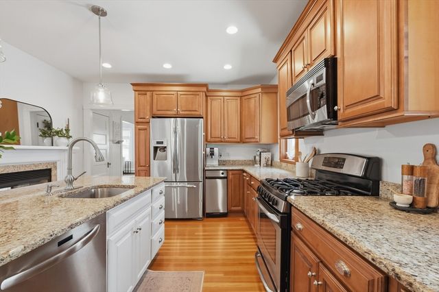 55 Torrey St, Weymouth, MA 02190