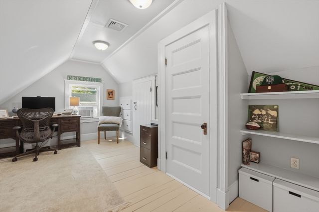 55 Torrey St, Weymouth, MA 02190