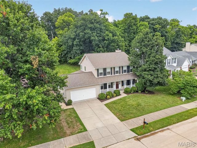 4014 Treeshadow Drive, St Peters, MO 63376