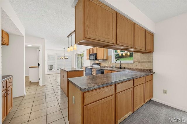 4014 Treeshadow Drive, St Peters, MO 63376
