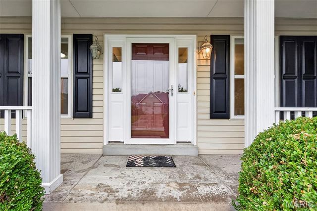 4014 Treeshadow Drive, St Peters, MO 63376