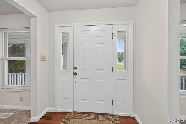 4014 Treeshadow Drive, St Peters, MO 63376