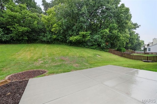 4014 Treeshadow Drive, St Peters, MO 63376