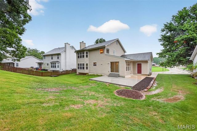 4014 Treeshadow Drive, St Peters, MO 63376