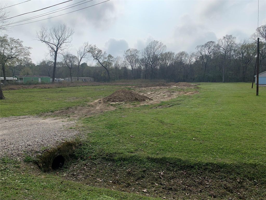 441 County Road 4012, Dayton, TX 77535