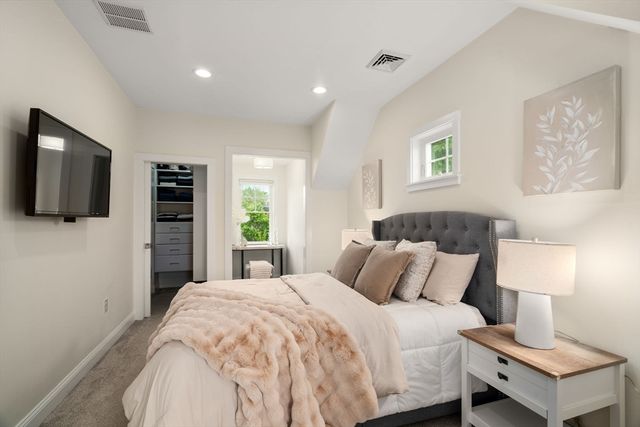 67 Ash Street, Waltham, MA 02453
