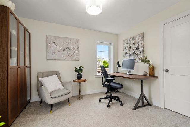 67 Ash Street, Waltham, MA 02453