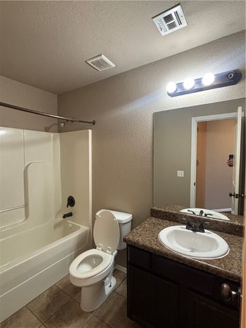 320 Violet Street, Centerton, AR 72719