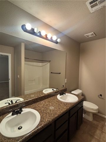 320 Violet Street, Centerton, AR 72719