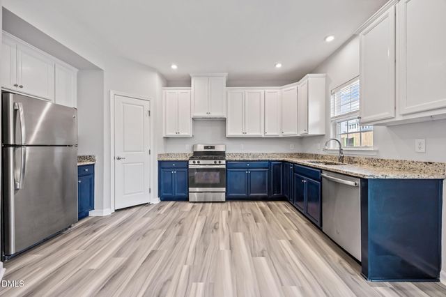 209 Devon Fields Drive, Holly Springs, NC 27540