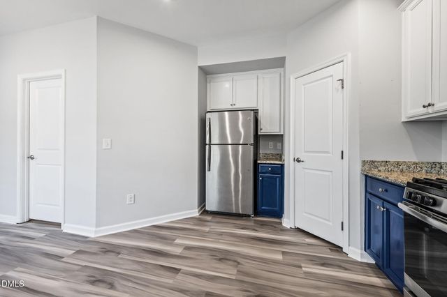 209 Devon Fields Drive, Holly Springs, NC 27540