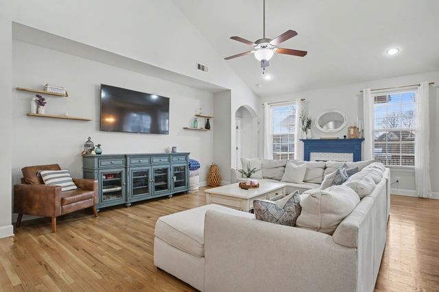 514 Cherry Blossom Way, Lebanon, TN 37087