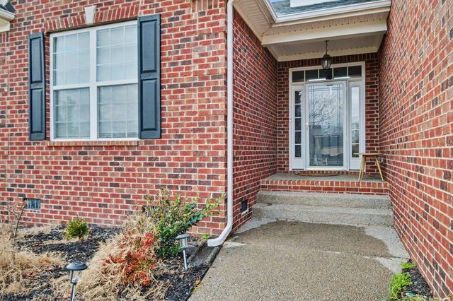 514 Cherry Blossom Way, Lebanon, TN 37087