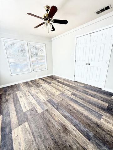 1403 Alcoa Ave, Rockdale, TX 76567