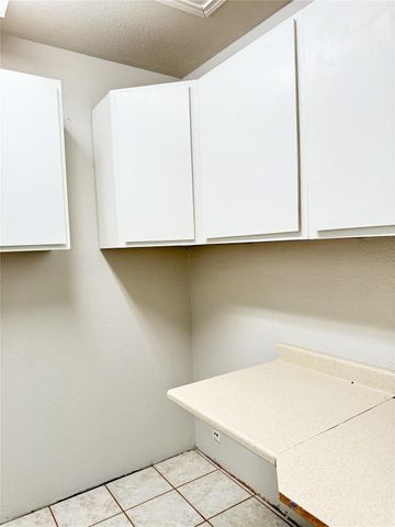 1403 Alcoa Ave, Rockdale, TX 76567