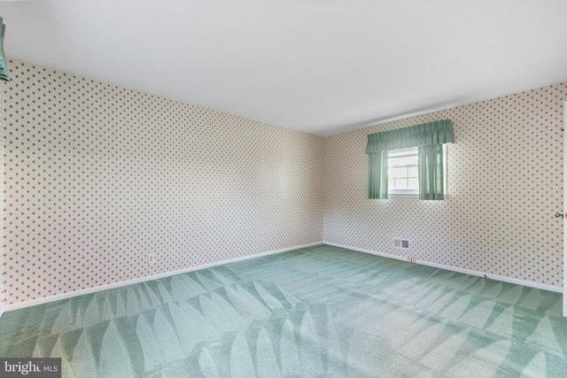 26 CARRIAGE HOUSE DR, Southampton, PA 18966