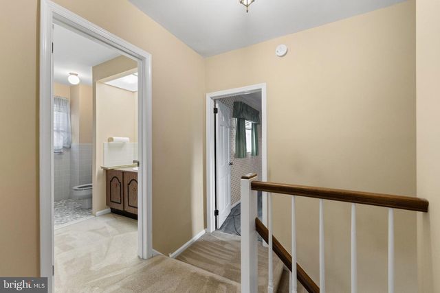 26 CARRIAGE HOUSE DR, Southampton, PA 18966