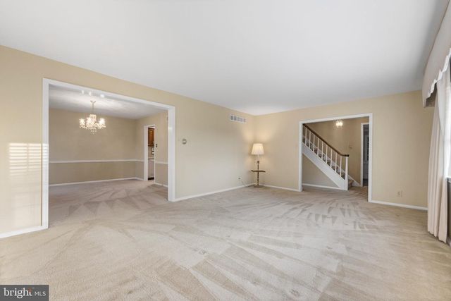 26 CARRIAGE HOUSE DR, Southampton, PA 18966