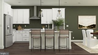 11 GRIFFEN LN, Monmouth Junction, NJ 08852