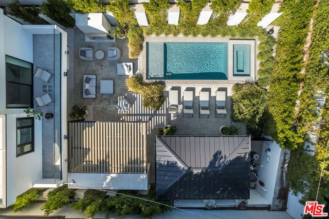 324 S Medio Drive, Los Angeles, CA 90049