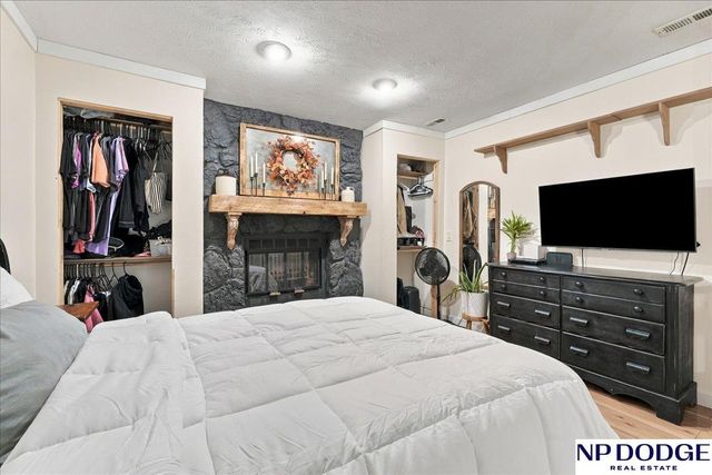 4929 Red Rock Avenue, Omaha, NE 68157