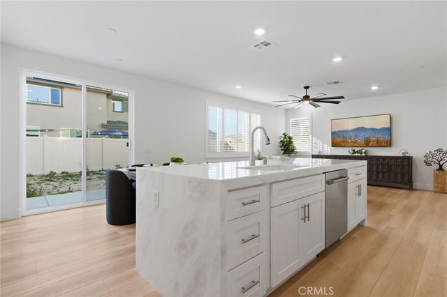 30341 Wild Oat Street, Murrieta, CA 92563