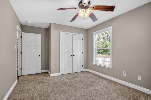1002 Nature Way Drive, Benton, AR 72019