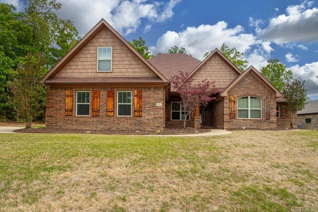 1002 Nature Way Drive, Benton, AR 72019