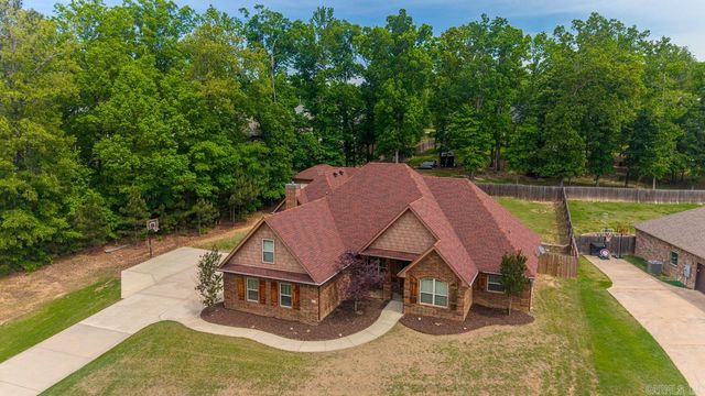 1002 Nature Way Drive, Benton, AR 72019