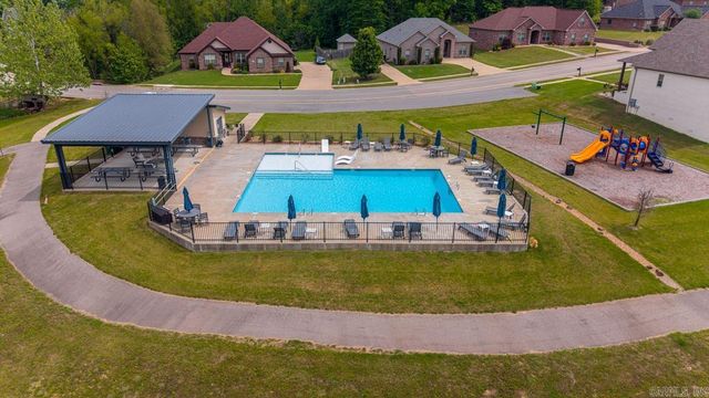 1002 Nature Way Drive, Benton, AR 72019