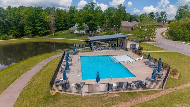 1002 Nature Way Drive, Benton, AR 72019