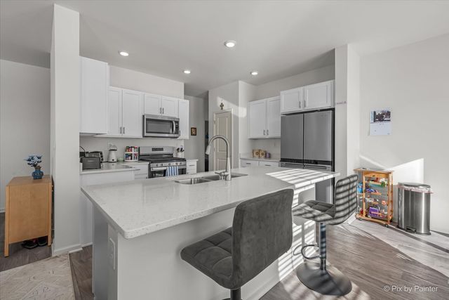 6302 Maple Glen Drive 3081, Wonder Lake, IL 60097