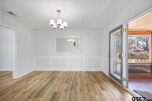 1008 Corey Dr, Whitehouse, TX 75791