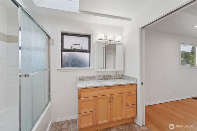 1014 4th Street W, Kirkland, WA 98033