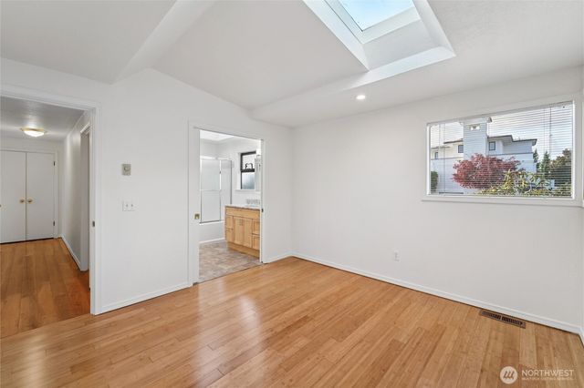 1014 4th Street W, Kirkland, WA 98033