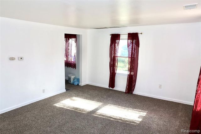 24100 Berry Avenue, Warren, MI 48089