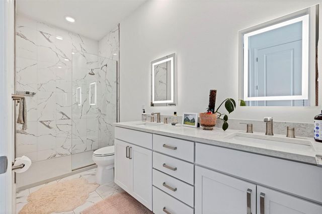 644 3RD AVENUE S 403, St Petersburg, FL 33701