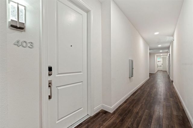 644 3RD AVENUE S 403, St Petersburg, FL 33701