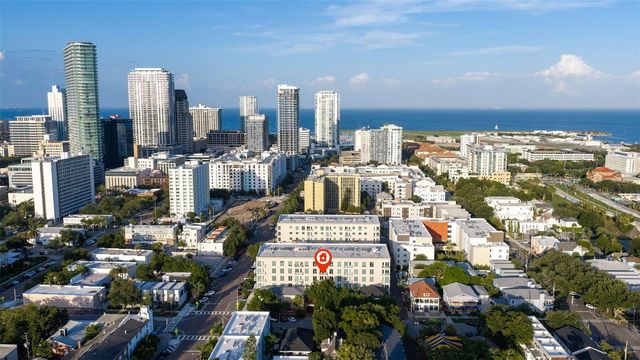 644 3RD AVENUE S 403, St Petersburg, FL 33701