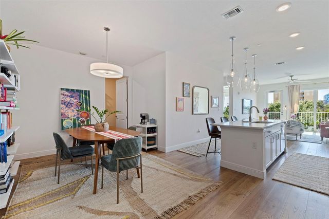 644 3RD AVENUE S 403, St Petersburg, FL 33701