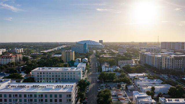 644 3RD AVENUE S 403, St Petersburg, FL 33701