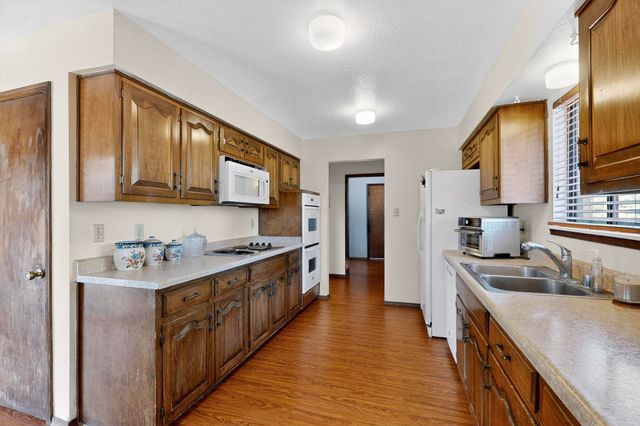 8701 Spain Road NE, Albuquerque, NM 87111