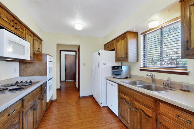 8701 Spain Road NE, Albuquerque, NM 87111